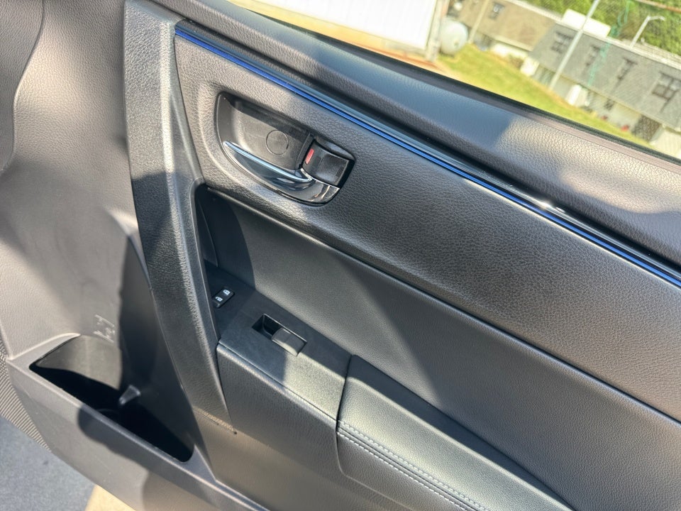 2017 Toyota Corolla XSE