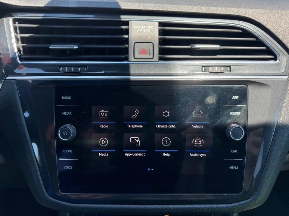 2022 Volkswagen Tiguan 2.0T SE R-Line Black