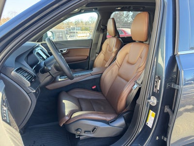 2024 Volvo XC90 B6 Ultimate Bright Theme 7-Seater