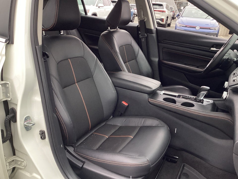 2022 Nissan Altima SR FWD