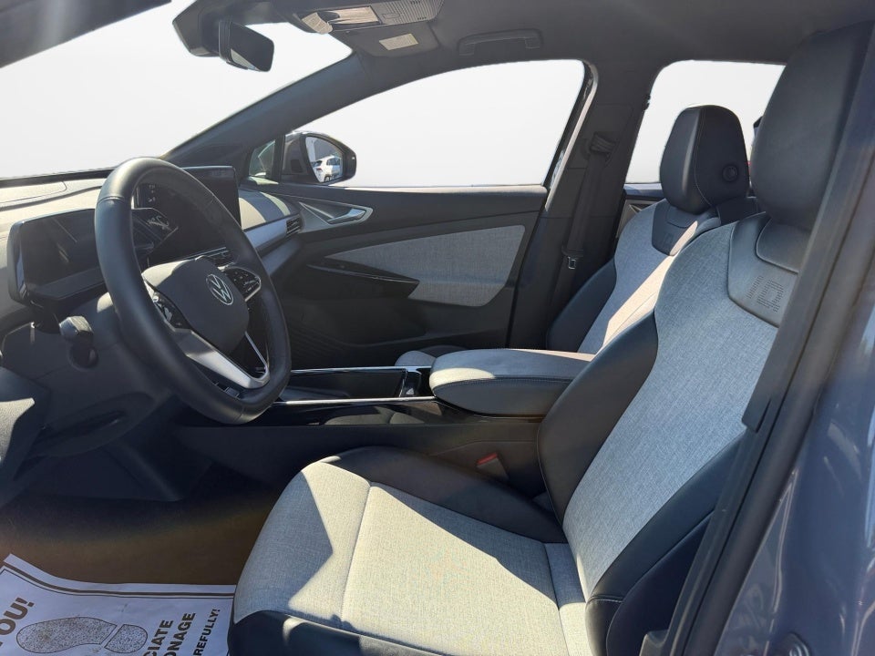 2023 Volkswagen ID.4 Pro