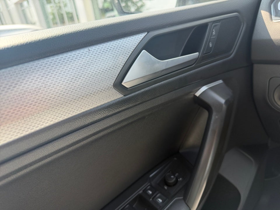 2022 Volkswagen Tiguan S