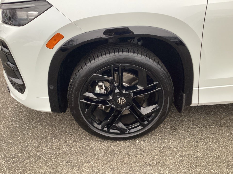 2025 Volkswagen Tiguan 2.0T SE R-Line Black