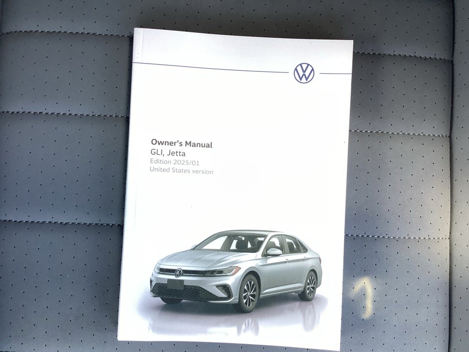 2025 Volkswagen Jetta 1.5T SE