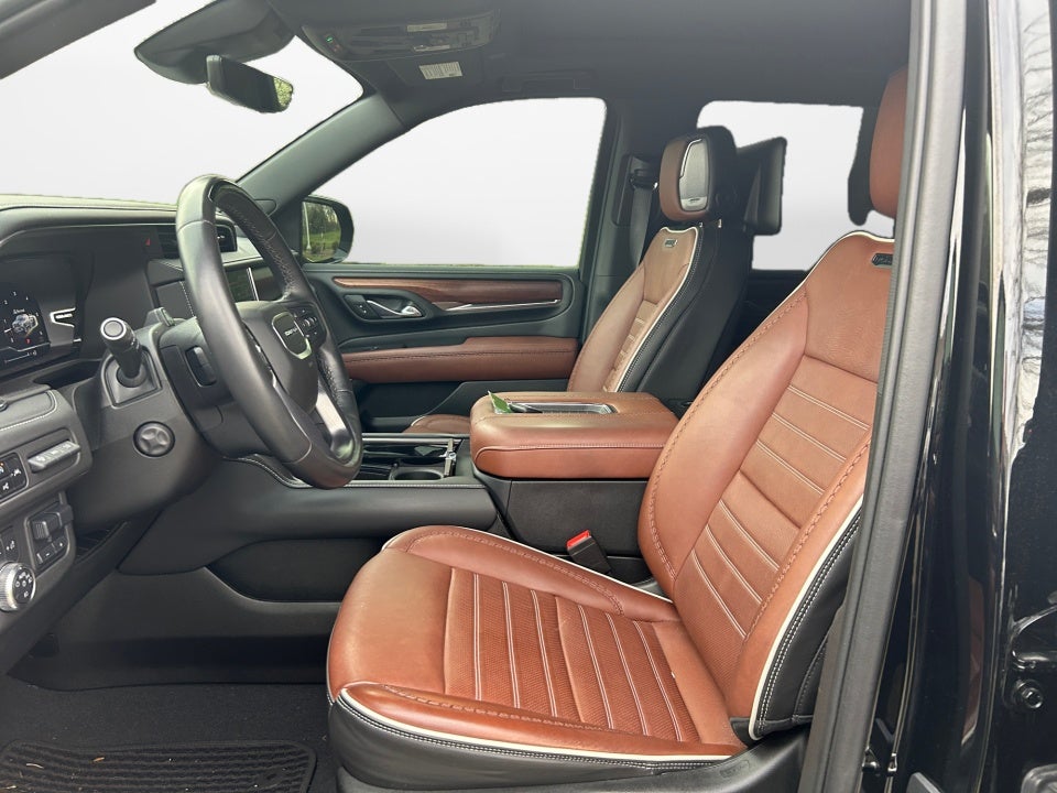 2023 GMC Yukon XL 4WD Denali Ultimate