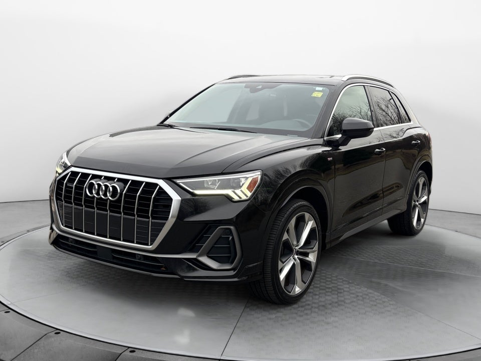 2020 Audi Q3 Premium Plus 45 TFSI S line quattro Tiptronic