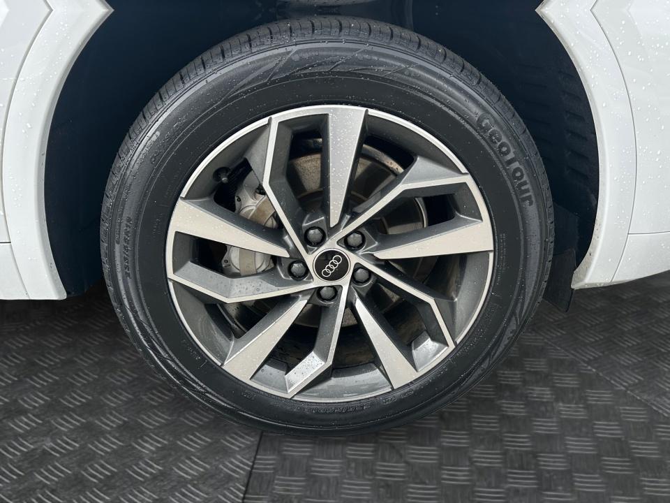 2024 Audi Q5 S line Premium