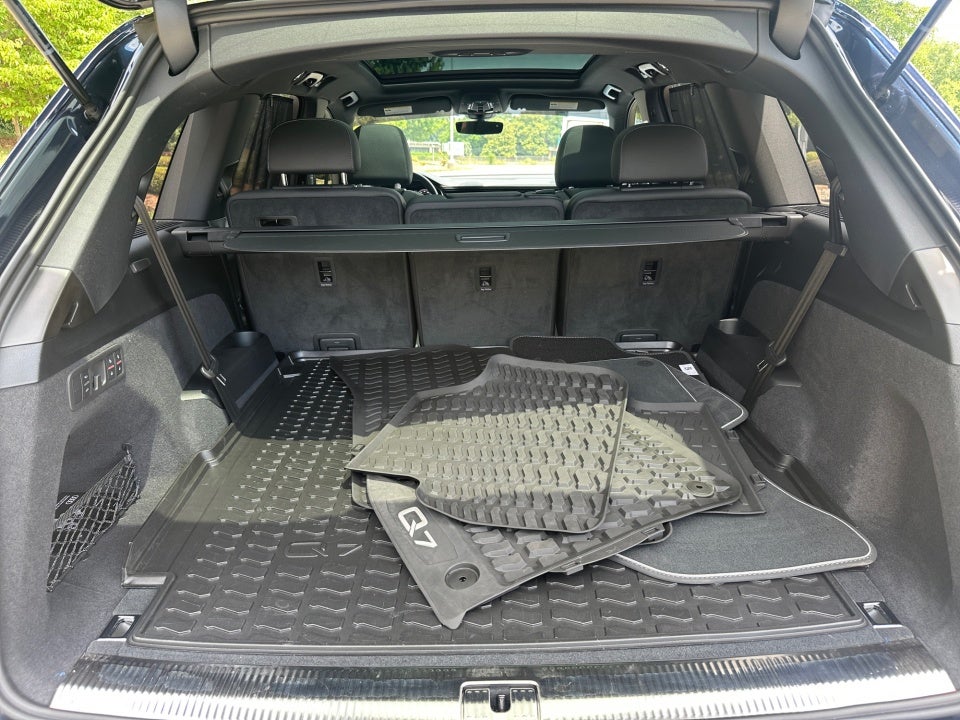 2025 Audi Q7 Premium Plus