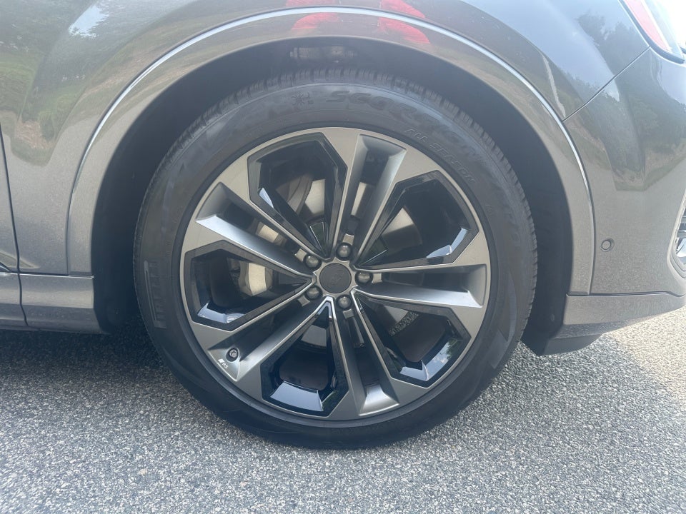 2026 Audi Q7 Premium Plus
