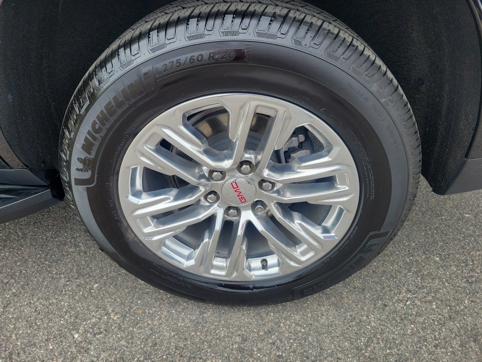 2023 GMC Yukon 4WD SLT