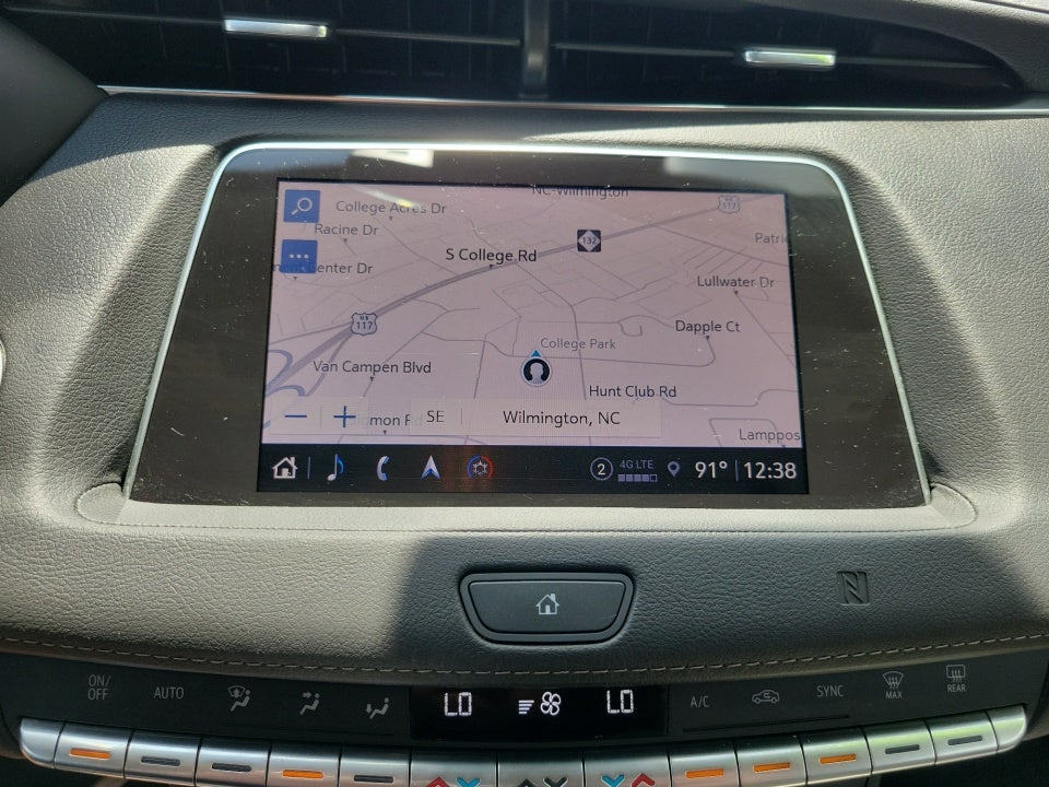 2021 Cadillac XT4 FWD Premium Luxury