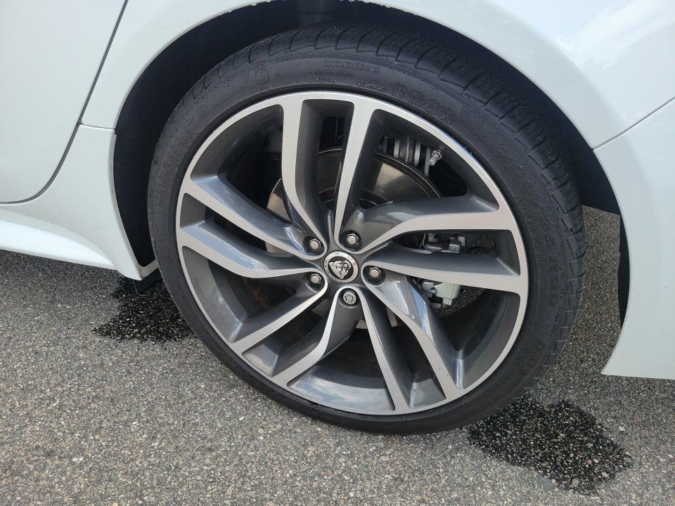 2024 Jaguar XF R-Dynamic SE