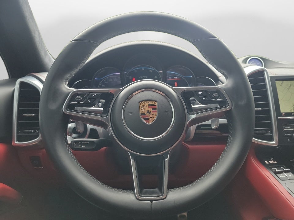 2016 Porsche Cayenne GTS