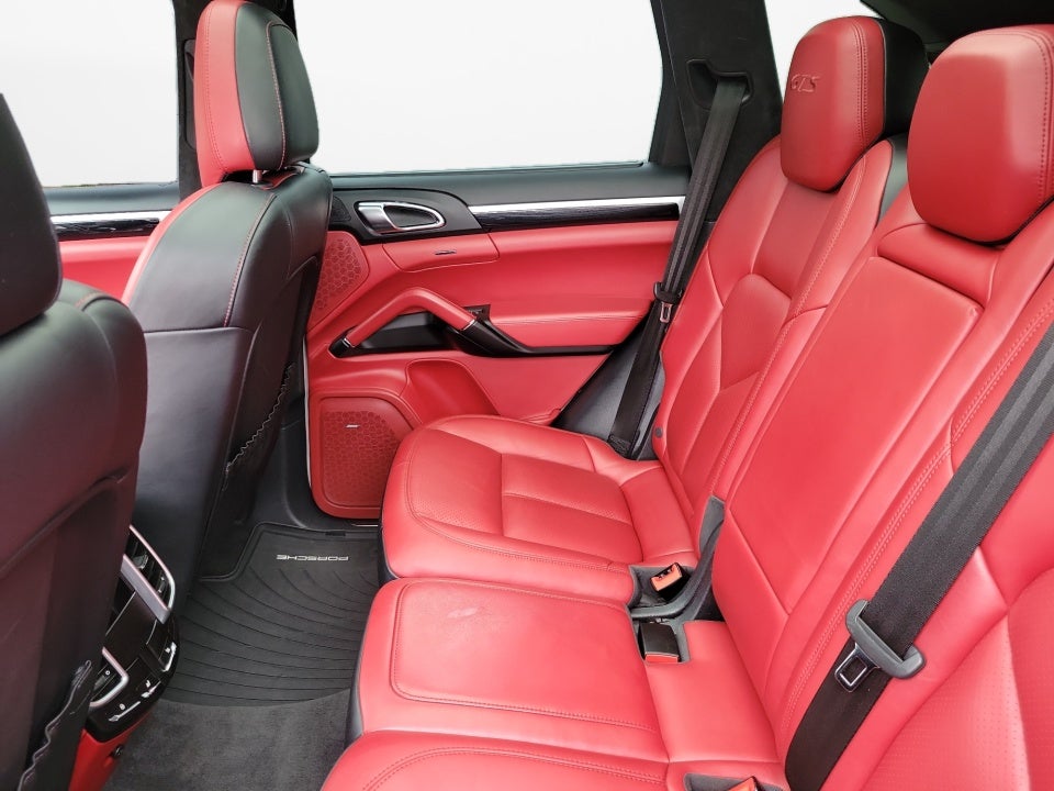 2016 Porsche Cayenne GTS