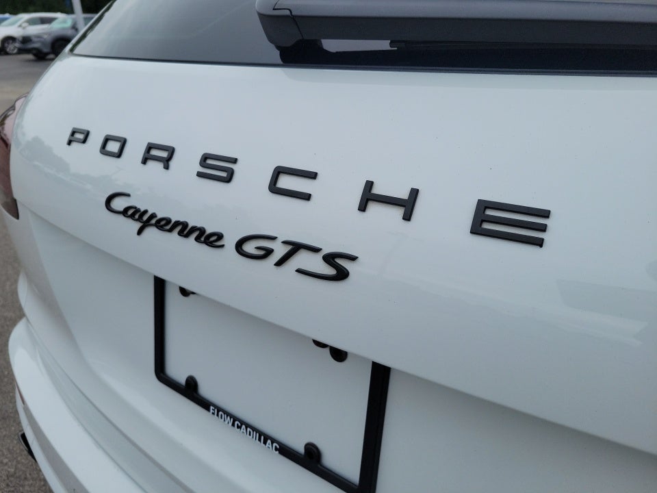 2016 Porsche Cayenne GTS