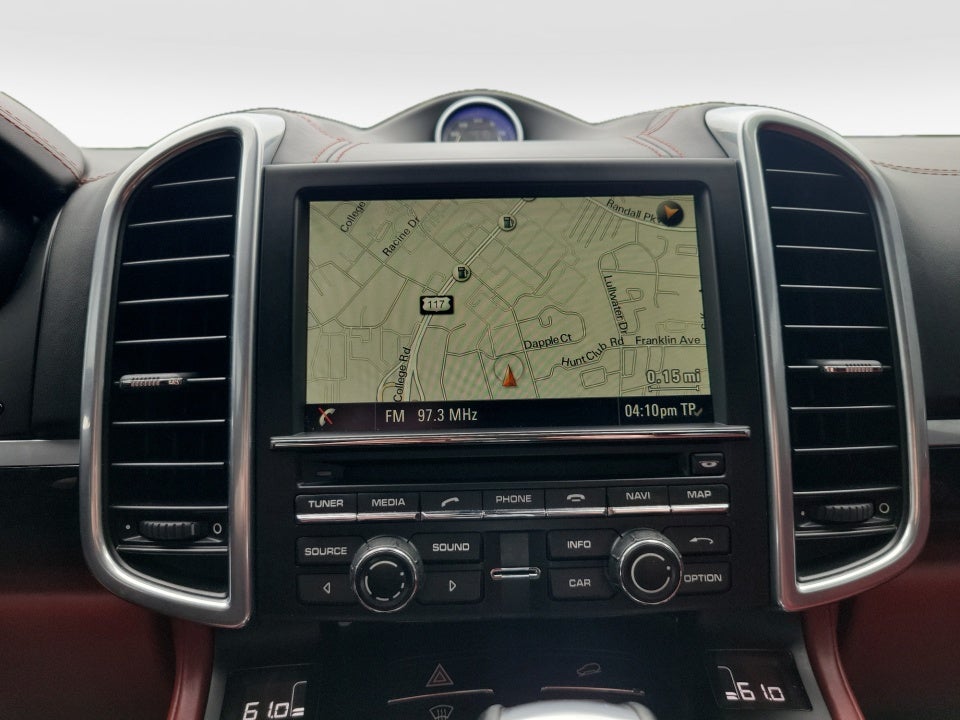 2016 Porsche Cayenne GTS