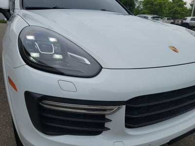 2016 Porsche Cayenne GTS
