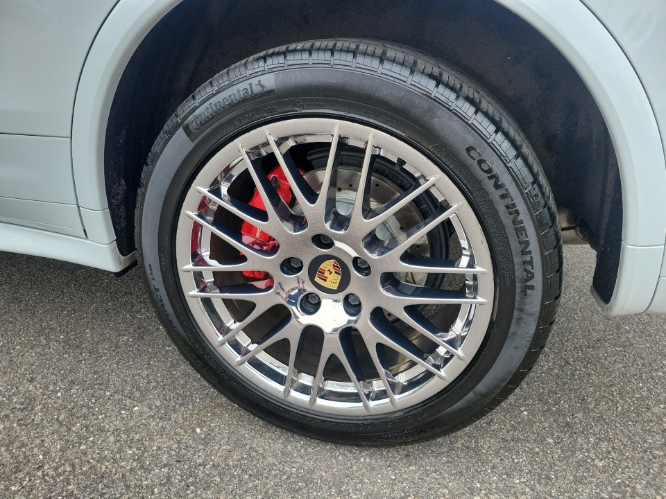 2016 Porsche Cayenne GTS