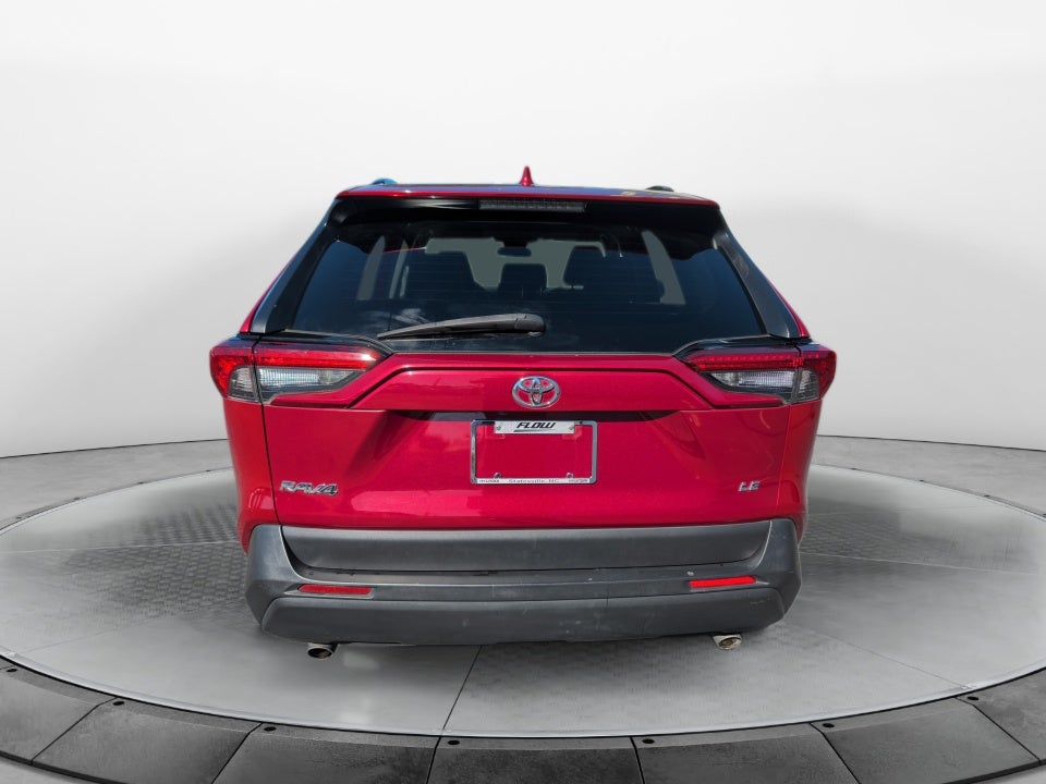 2020 Toyota RAV4 LE
