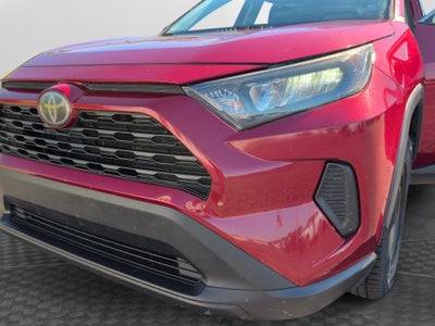 2020 Toyota RAV4 LE