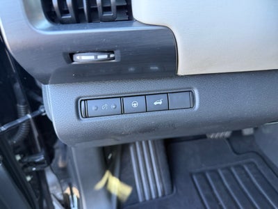 2022 Nissan Pathfinder SL 2WD