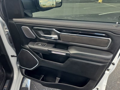 2022 RAM 1500 Laramie Crew Cab 4x4 5'7" Box