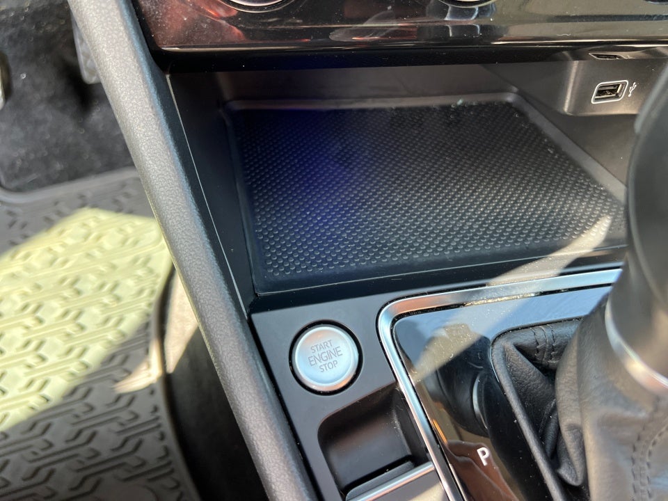 2019 Volkswagen Jetta 1.4T SEL Premium