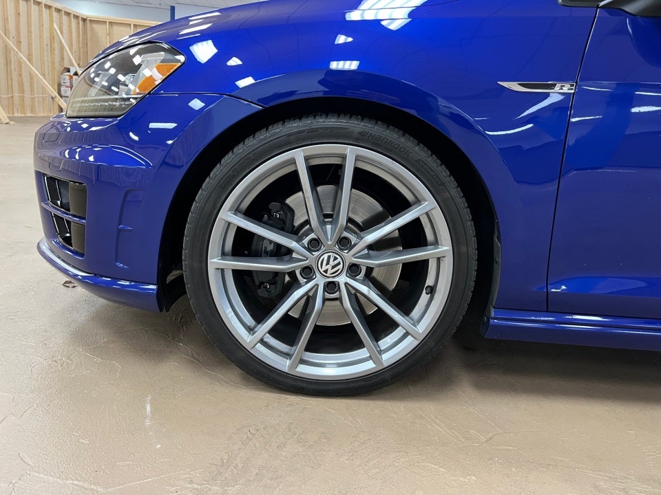 2017 Volkswagen Golf R 4-Door w/DCC & Navigation