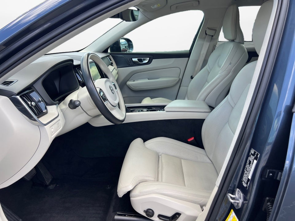 2021 Volvo XC60 T5 Inscription