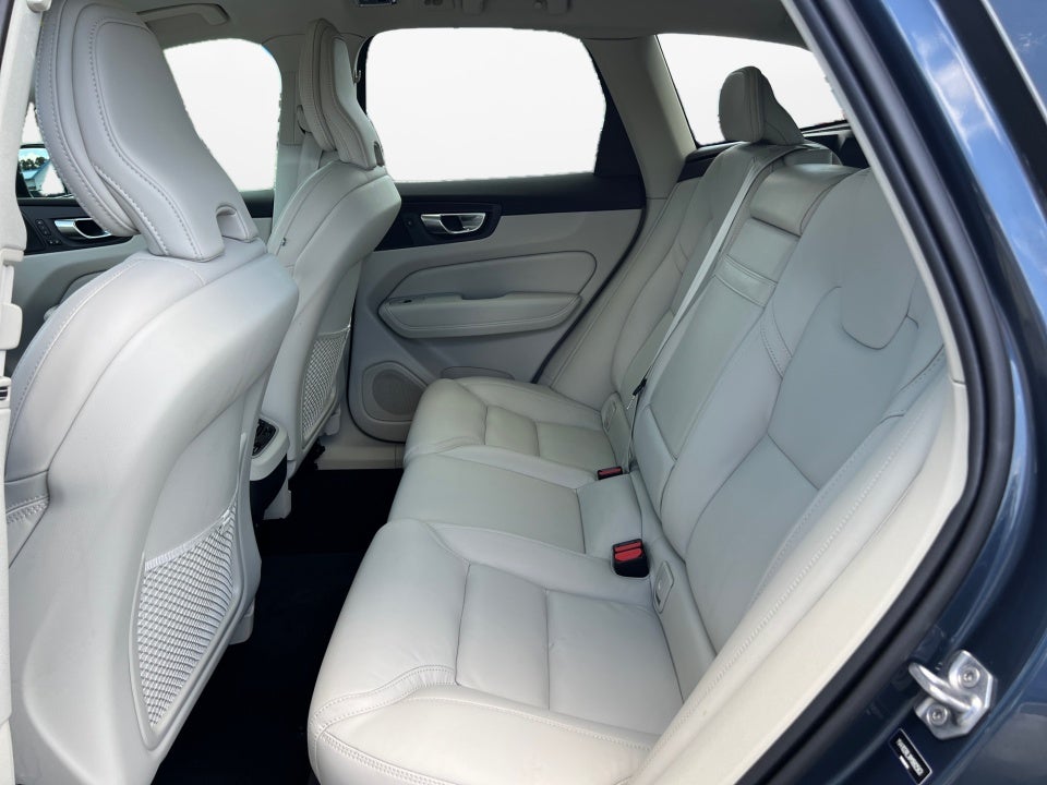2021 Volvo XC60 T5 Inscription