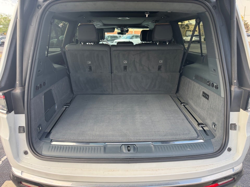 2023 Jeep Grand Wagoneer L Series III