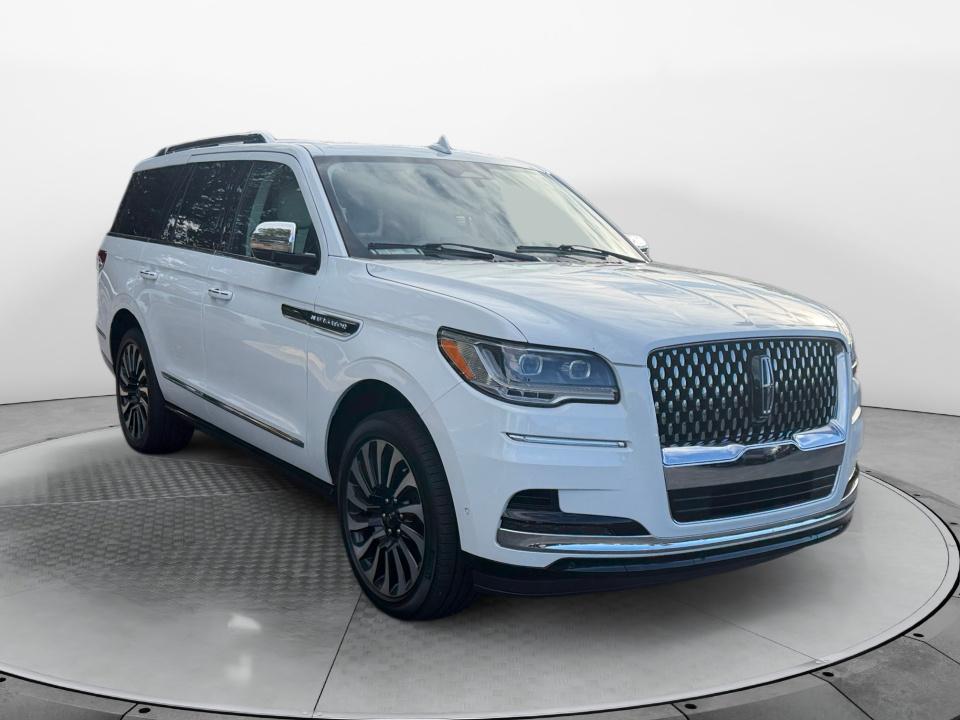 2023 Lincoln Navigator Black Label