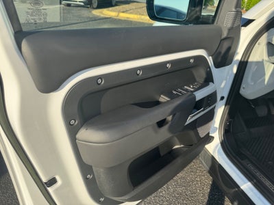 2023 Land Rover Defender 110 X-Dynamic SE