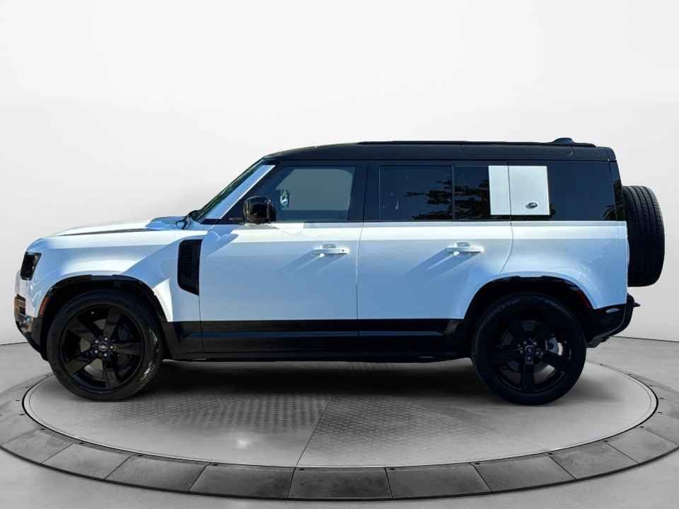 2023 Land Rover Defender 110 X-Dynamic SE