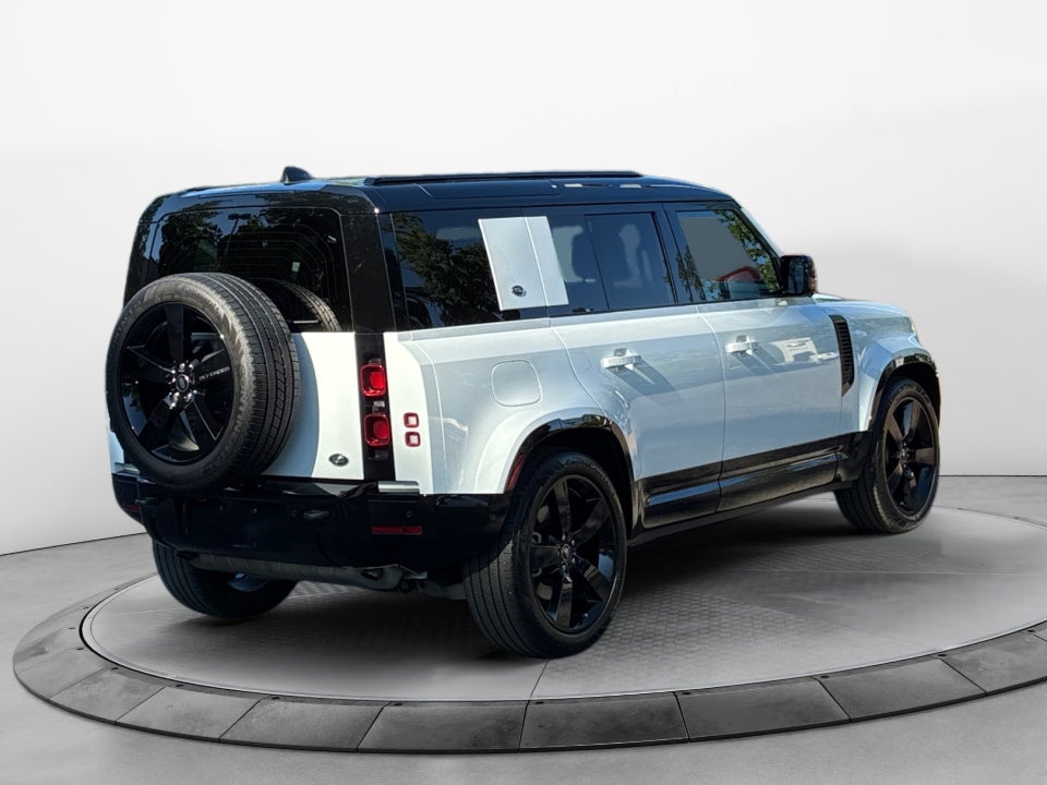 2023 Land Rover Defender 110 X-Dynamic SE