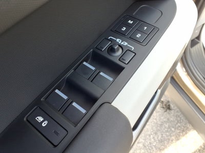 2024 Land Rover Defender 110 P400 S