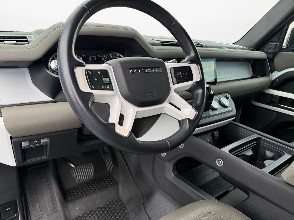 2022 Land Rover Defender 110 S