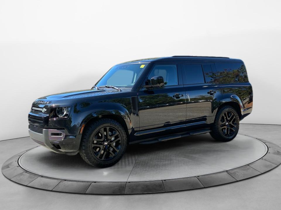 2024 Land Rover Defender Outbound