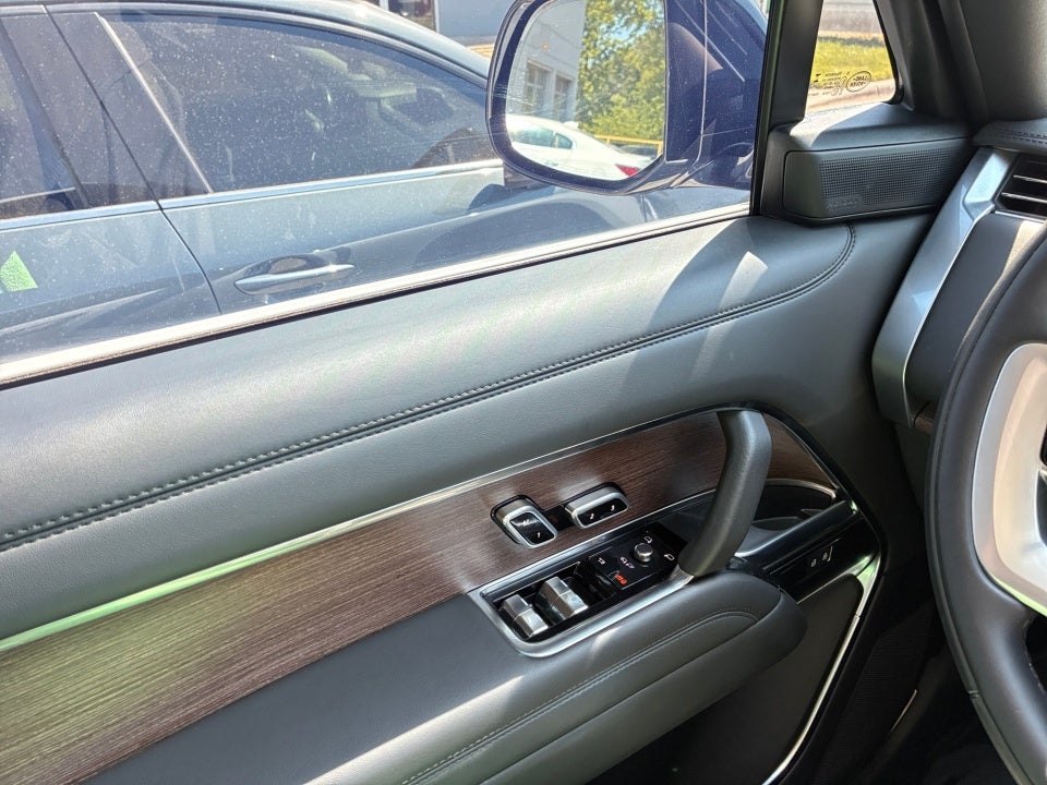 2024 Land Rover Range Rover P400 SE