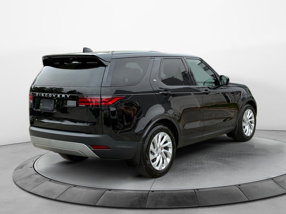 2025 Land Rover Discovery P300 S