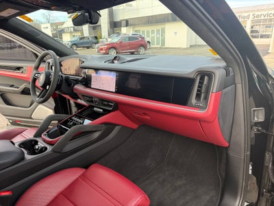 2024 Porsche Cayenne Coupe Base