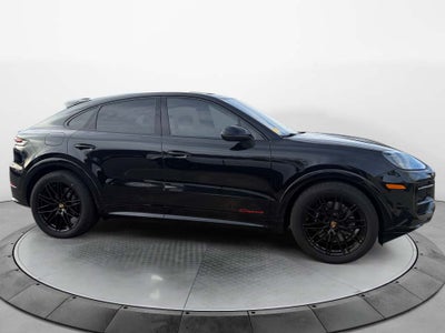 2024 Porsche Cayenne Coupe Base