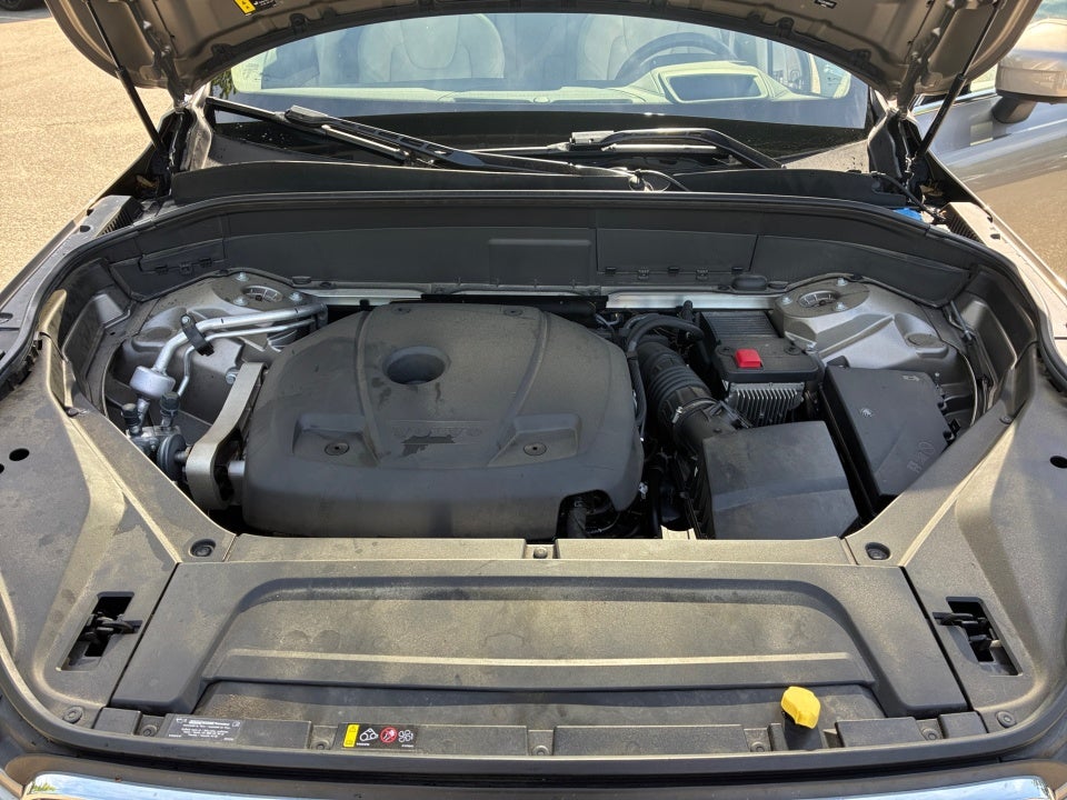 2022 Volvo XC90 T6 Inscription 7 Passenger