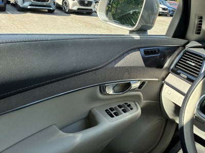 2022 Volvo XC90 T6 Inscription 7 Passenger