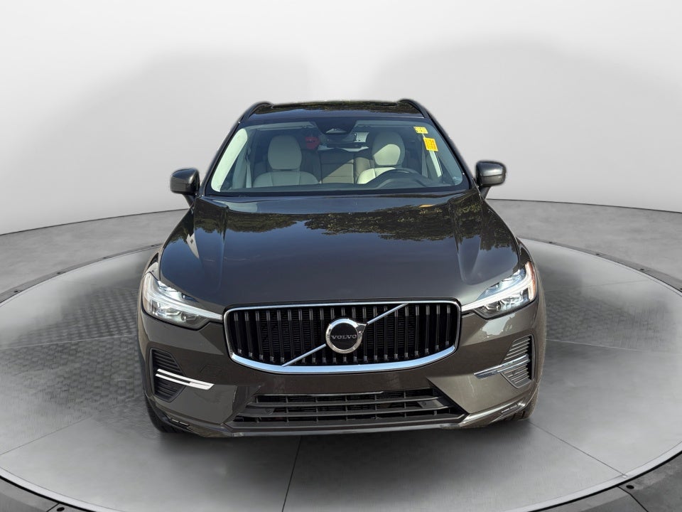 2022 Volvo XC60 Momentum