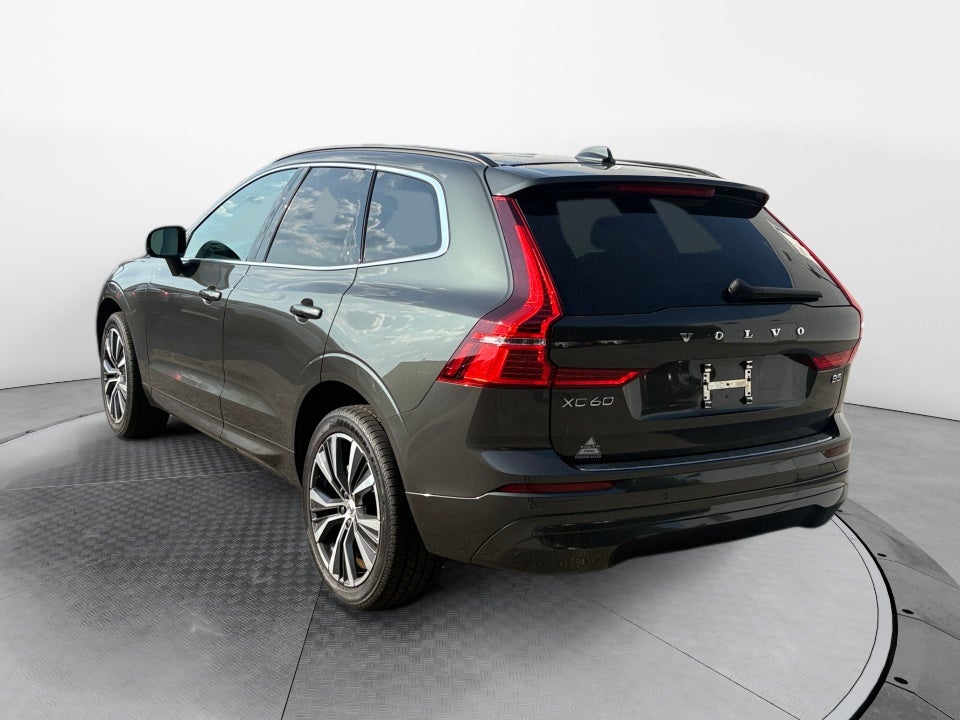 2022 Volvo XC60 Momentum