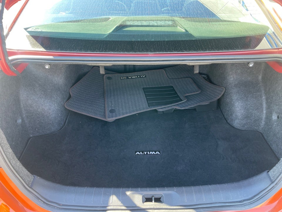 2022 Nissan Altima SR FWD