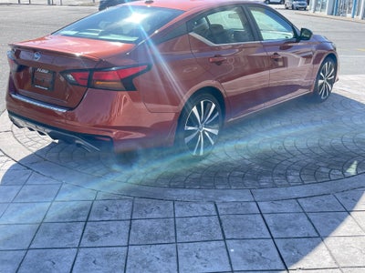 2022 Nissan Altima SR FWD