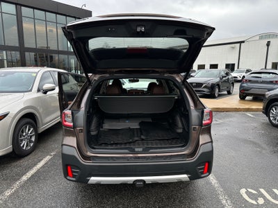 2022 Subaru Outback Touring XT