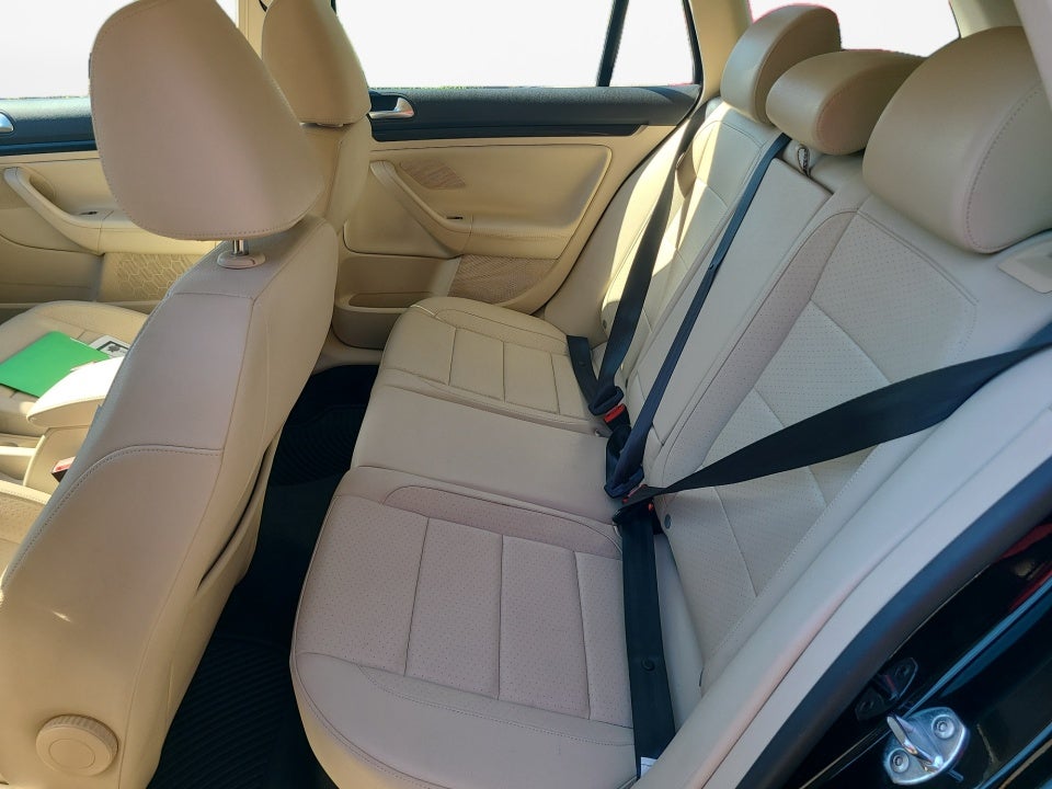 2013 Volkswagen Jetta SportWagen TDI